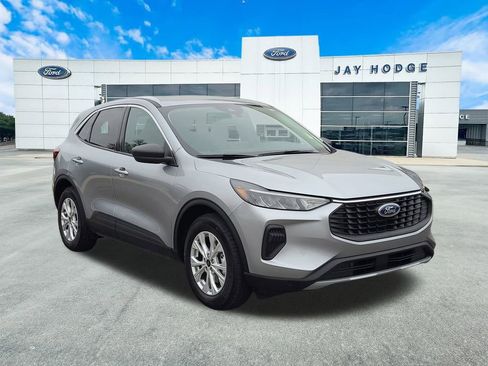 Certified 2024 Ford Escape Active w/ Cold Weather Package image 1