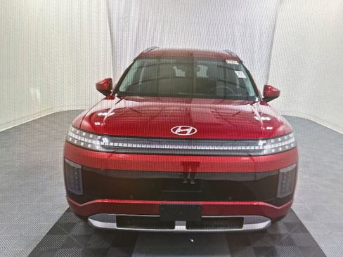 Used 2026 Hyundai Ioniq 9 SEL AWD/4WD image 11