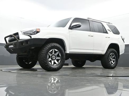 Used 2019 Toyota 4Runner TRD Off-Road Premium image 27