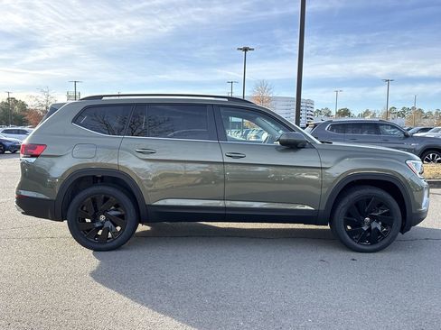 New 2026 Volkswagen Atlas SE image 6