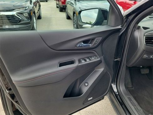 Certified 2023 Chevrolet Equinox RS w/ RS Leather Package image 17