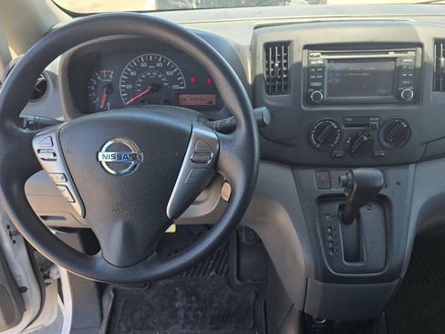 Used 2019 Nissan NV200 SV w/ Navigation Package FWD image 13