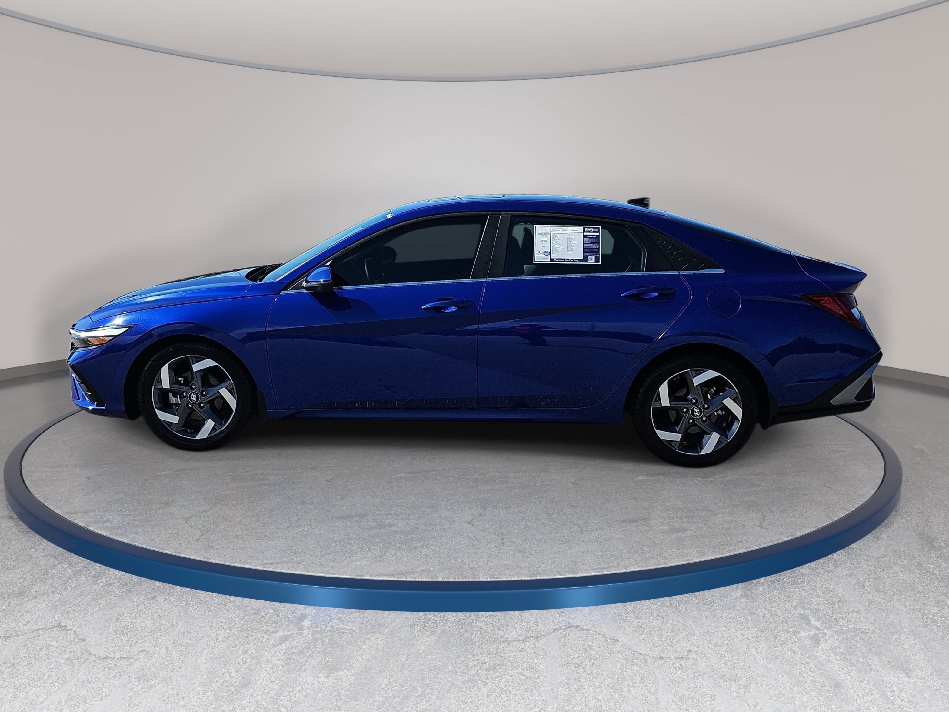 Used 2024 Hyundai Elantra Limited FWD image 8
