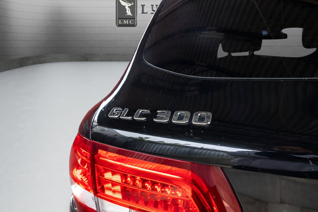 Used 2019 Mercedes-Benz GLC 300 image 16