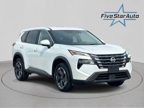 Used 2024 Nissan Rogue SV AWD/4WD image 1