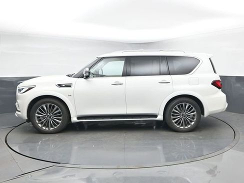 Used 2018 INFINITI QX80 4WD w/ Deluxe Technology Package image 5