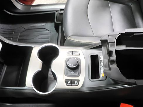 Used 2019 GMC Terrain Denali w/ Comfort Package FWD image 21
