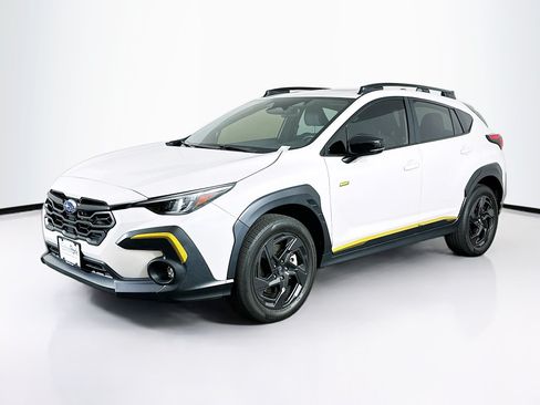 Used 2025 Subaru Crosstrek 2.5i Sport w/ Crosstrek Mirror Package AWD/4WD image 3