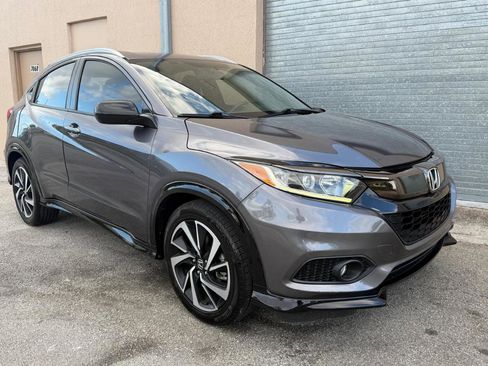 Used 2020 Honda HR-V Sport image 2