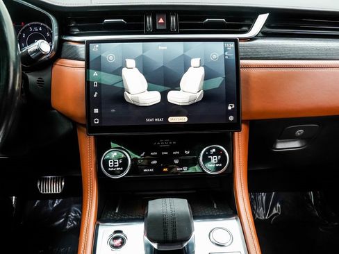 Used 2021 Jaguar F-PACE R-Dynamic S image 22