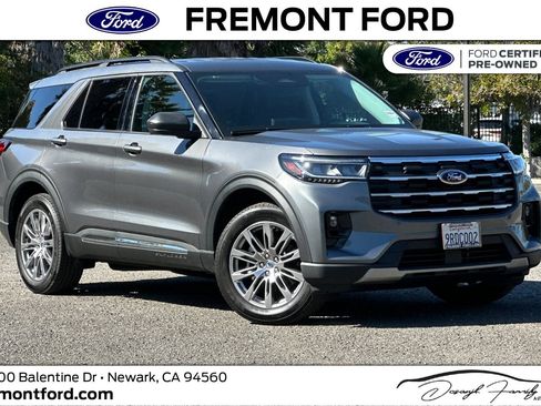 Certified 2025 Ford Explorer Active w/ Active Comfort Package AWD/4WD image 1