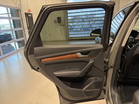 Used 2023 Audi Q5 2.0T Premium Plus image 31