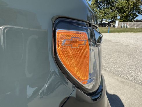 Used 2025 Chevrolet Silverado 1500 LT image 10