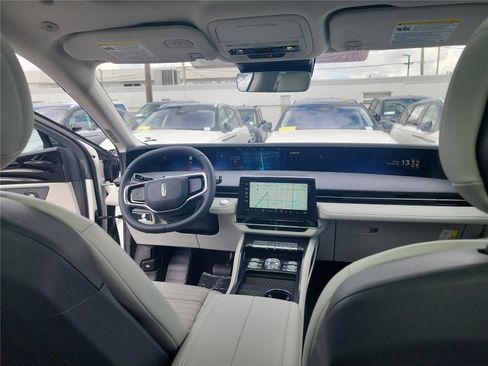 New 2026 Lincoln Nautilus Reserve w/ Jet Appearance Package image 23