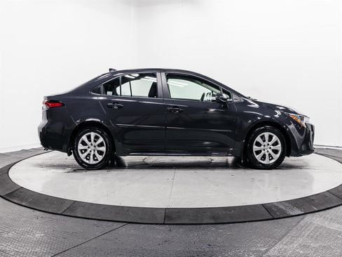 Certified 2023 Toyota Corolla LE image 12