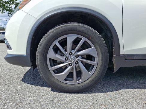 Used 2016 Nissan Rogue SL AWD/4WD image 9