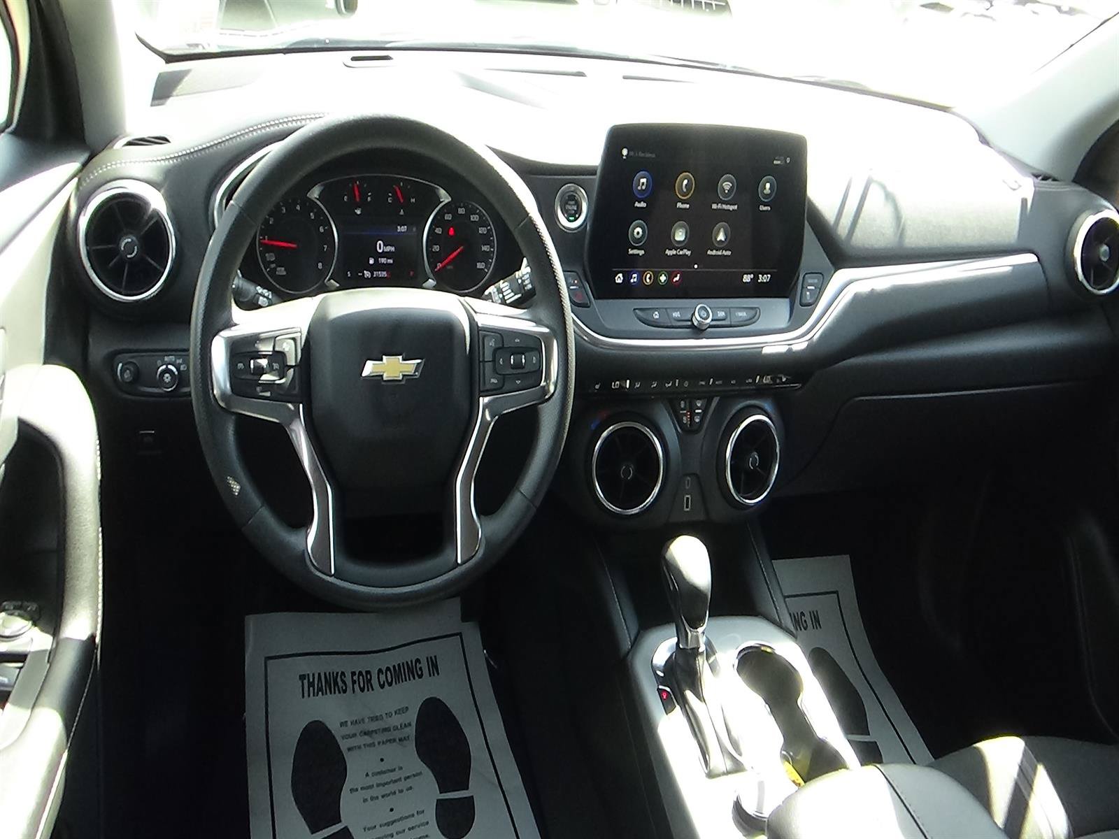 Used 2025 Chevrolet Blazer LT FWD image 13