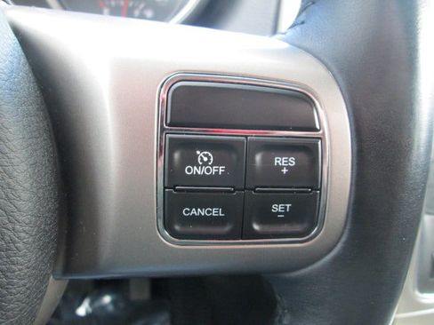 Used 2012 Jeep Grand Cherokee Laredo AWD/4WD image 19