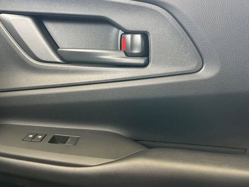 New 2026 Toyota Prius Plug-In Hybrid FWD image 19