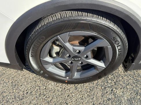 Used 2025 Kia K4 FWD image 8
