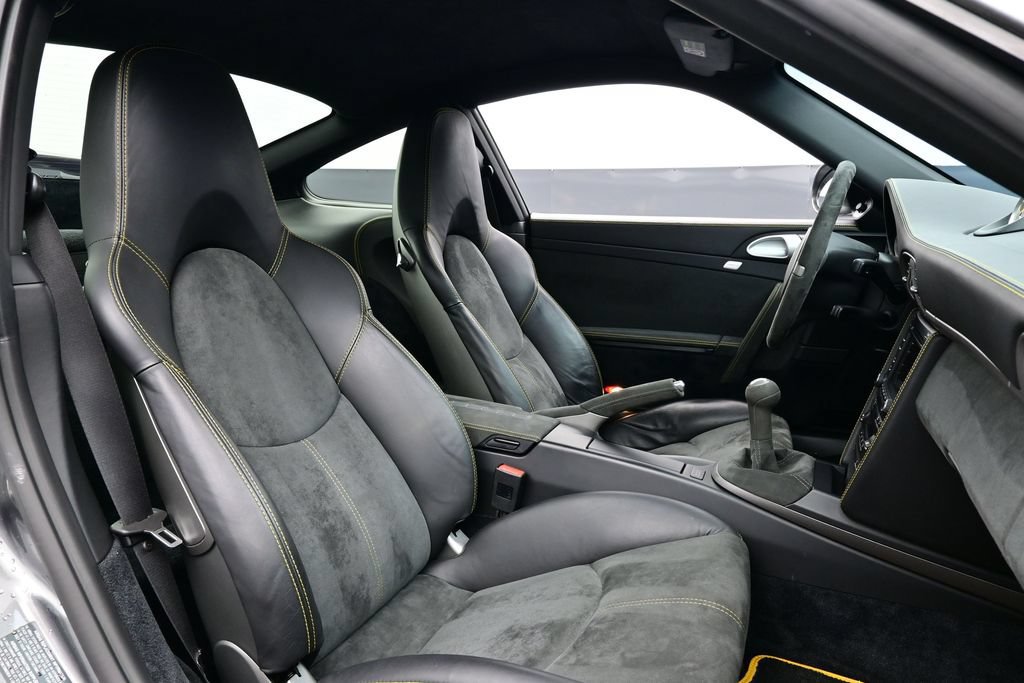 Used 2010 Porsche 911 GT3 RWD image 12