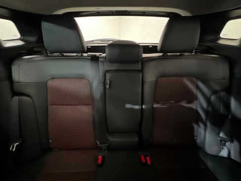 New 2026 Nissan Kicks SR AWD/4WD image 25