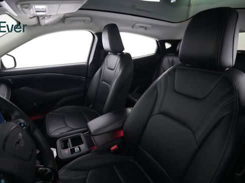 Used 2025 Ford Mustang Mach-E Premium RWD image 4