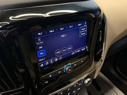 Used 2023 Chevrolet Traverse LS AWD/4WD image 13