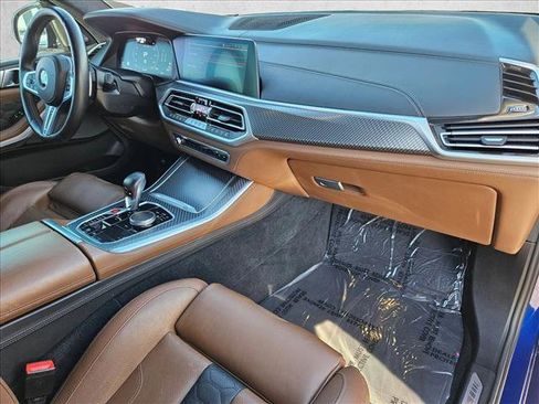 Used 2022 BMW X5 M w/ Executive Package image 28