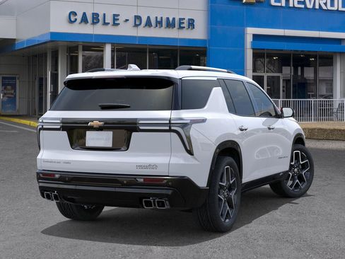 New 2026 Chevrolet Traverse High Country w/ LPO, Floor Liner Package AWD/4WD image 4