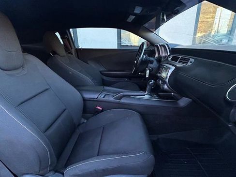 Used 2014 Chevrolet Camaro LT image 14