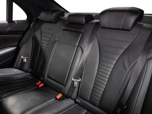 Used 2020 Mercedes-Benz S 560 Sedan w/ AMG Line Exterior image 38