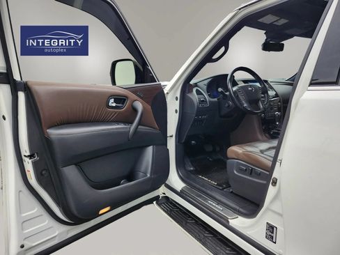 Used 2019 Nissan Armada Platinum AWD/4WD image 9