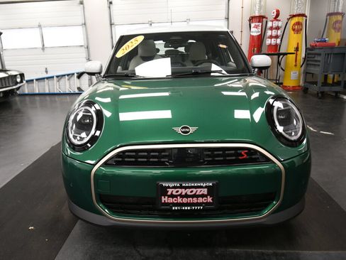 Used 2025 MINI Cooper S FWD image 3