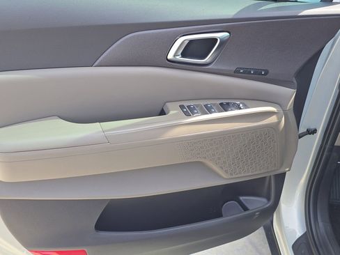 New 2026 Kia Carnival SX FWD image 19