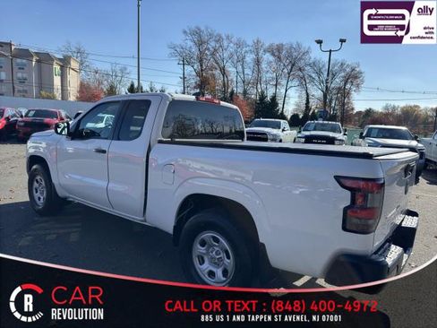 Used 2022 Nissan Frontier S RWD image 5