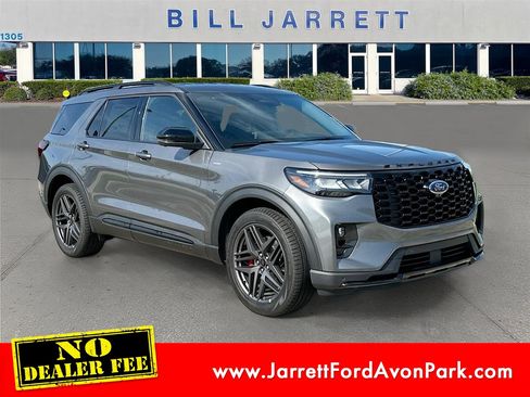 New 2026 Ford Explorer ST-Line w/ ST-Line Street Pack RWD image 1