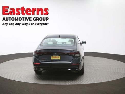 Used 2025 Honda Accord SE image 37