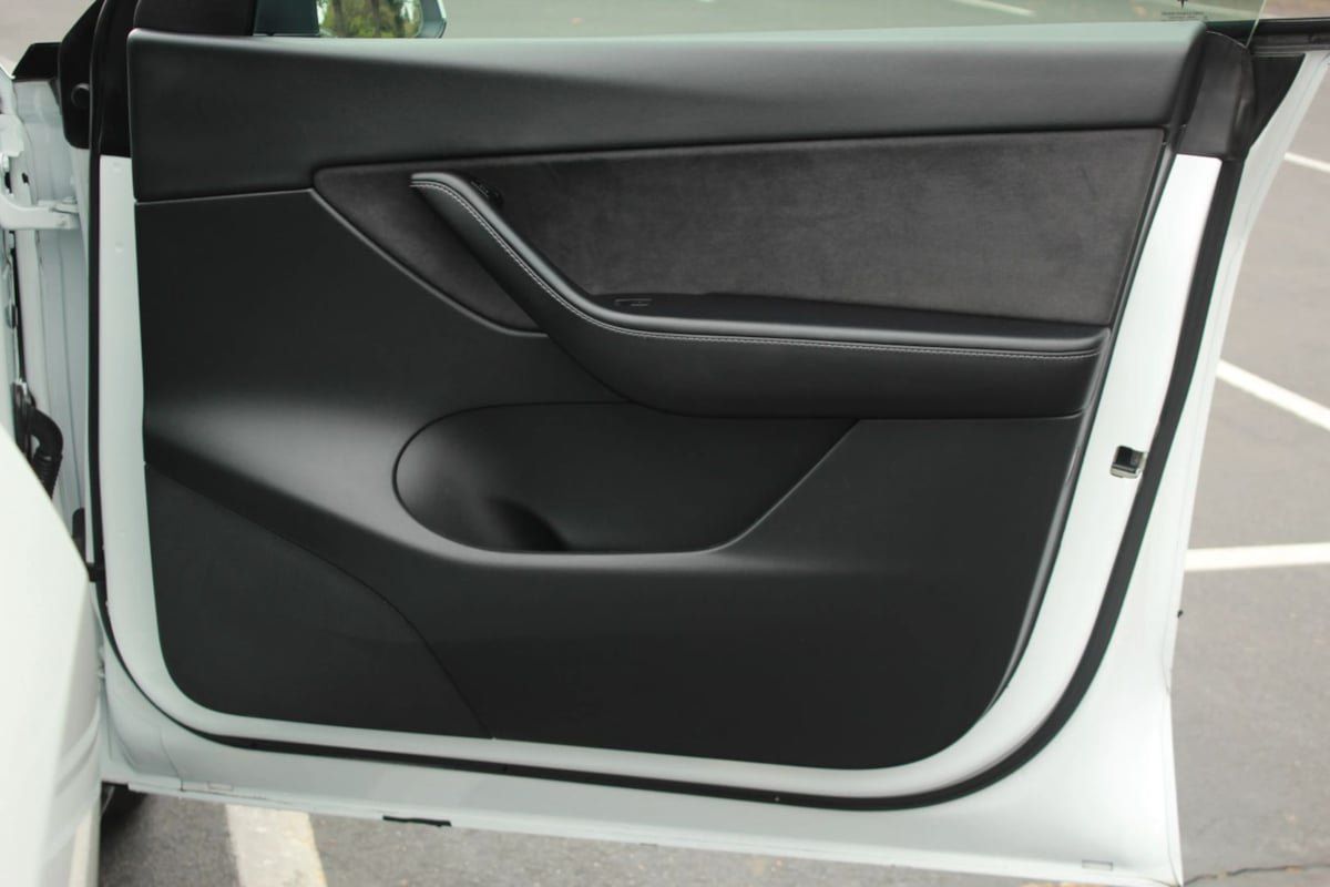 Used 2022 Tesla Model Y Long Range AWD/4WD image 19