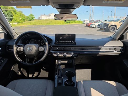 Used 2022 Honda Civic EX image 16