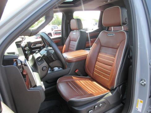 Certified 2024 GMC Sierra 1500 Denali Ultimate AWD/4WD image 24
