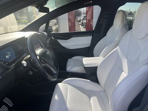 Used 2018 Tesla Model X P100D image 6