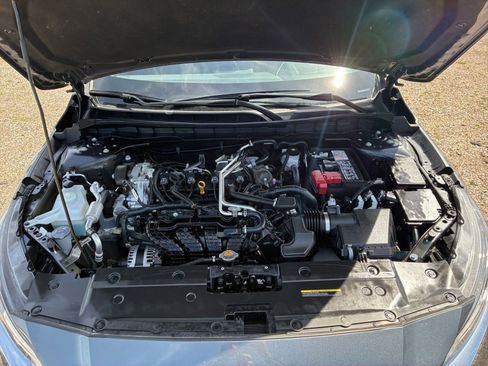 Used 2025 Nissan Altima 2.5 SV FWD image 26