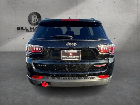 New 2026 Jeep Compass Trailhawk w/ Sun, Sound & Navigation Group image 7