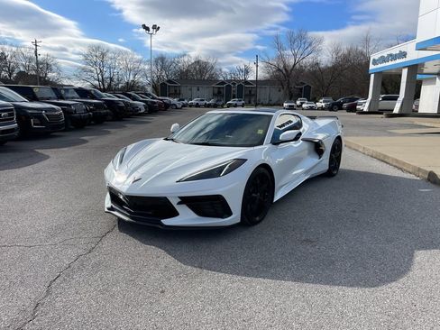 Used 2021 Chevrolet Corvette Stingray Preferred Cpe w/ 2LT image 3