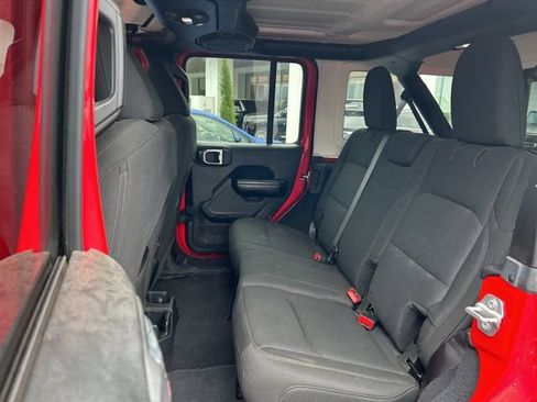 Used 2018 Jeep Wrangler Unlimited Sport S image 24