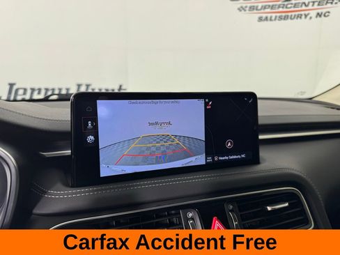 Used 2023 Genesis G70 2.0T AWD/4WD image 3
