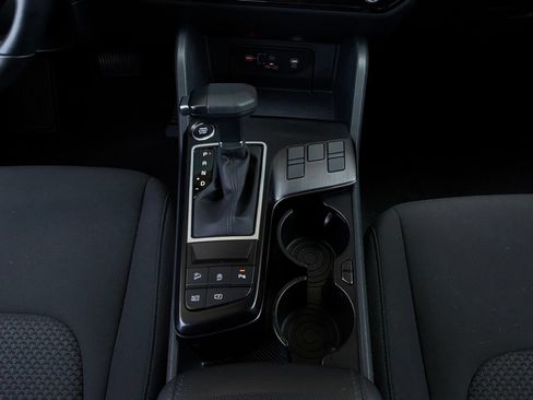Used 2026 Kia Sportage LX FWD image 14