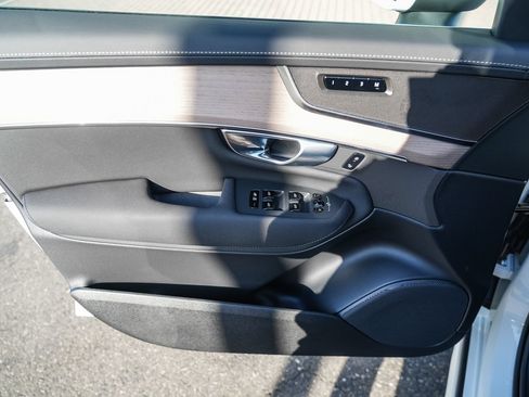 Certified 2026 Volvo XC90 B6 Core AWD/4WD image 22