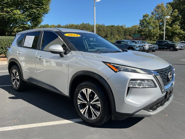 Used 2023 Nissan Rogue SV AWD/4WD image 5